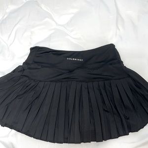 gold hinge black skirt